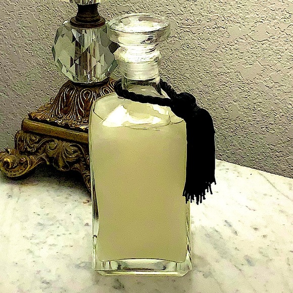 PECKSNIFF’S ENGLAND NOURISH GARDENIA & WHITE PEACH LUXURY BATH SOAK NEW 23.6 FL - Picture 7 of 9